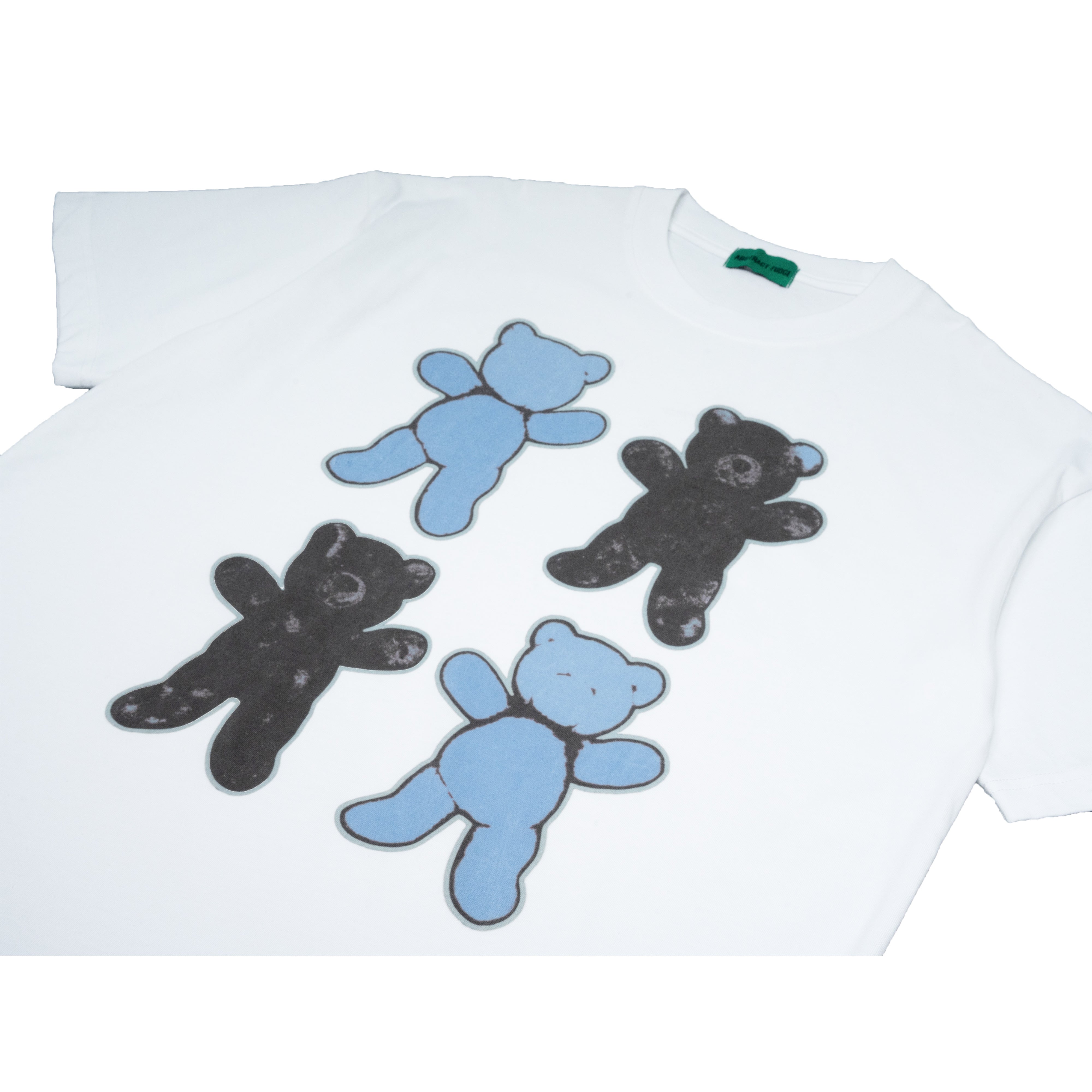 unused  four bears Tee white 8.1oz