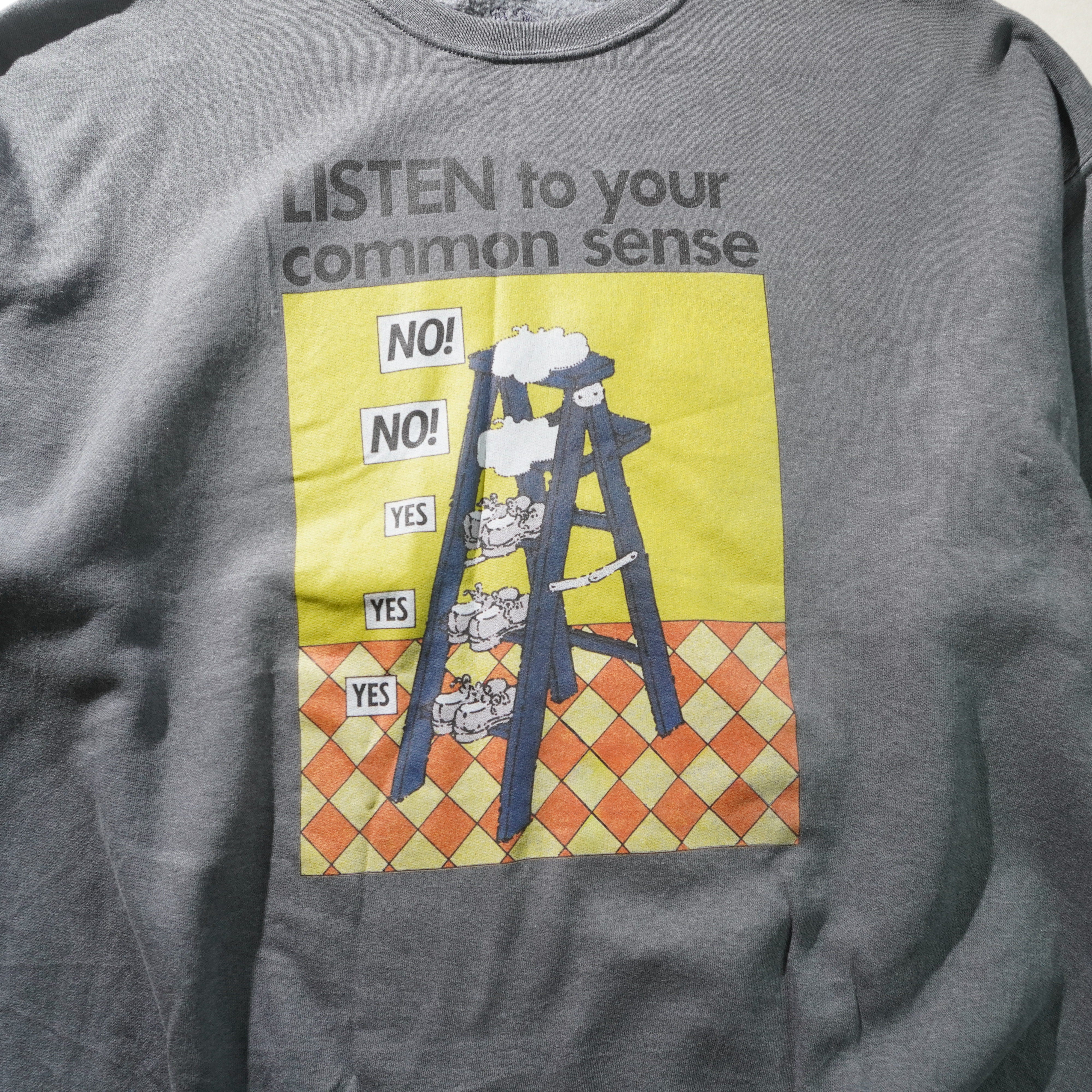 graphic sweat gray size 3XL
