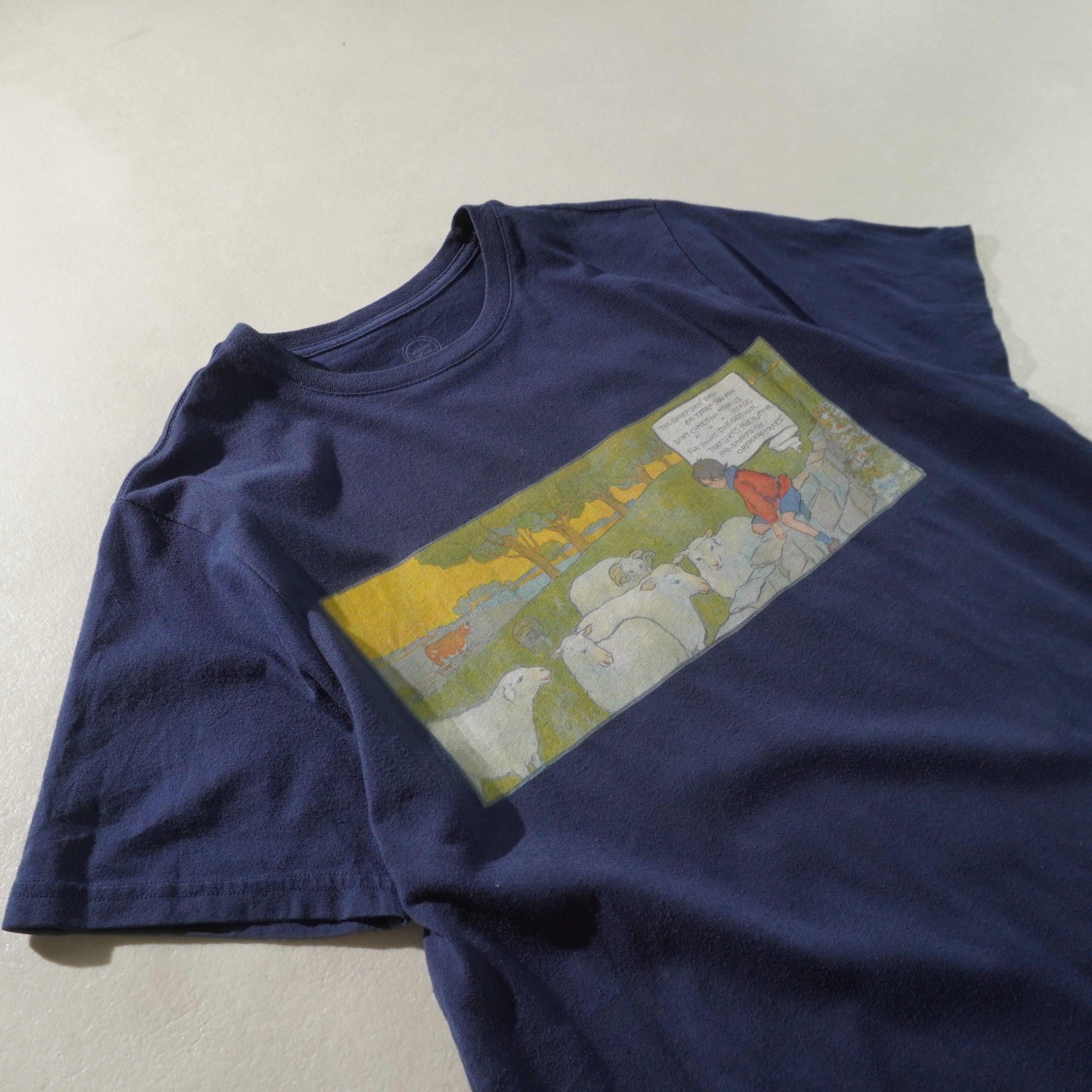 sheep & boy tee navy size XL