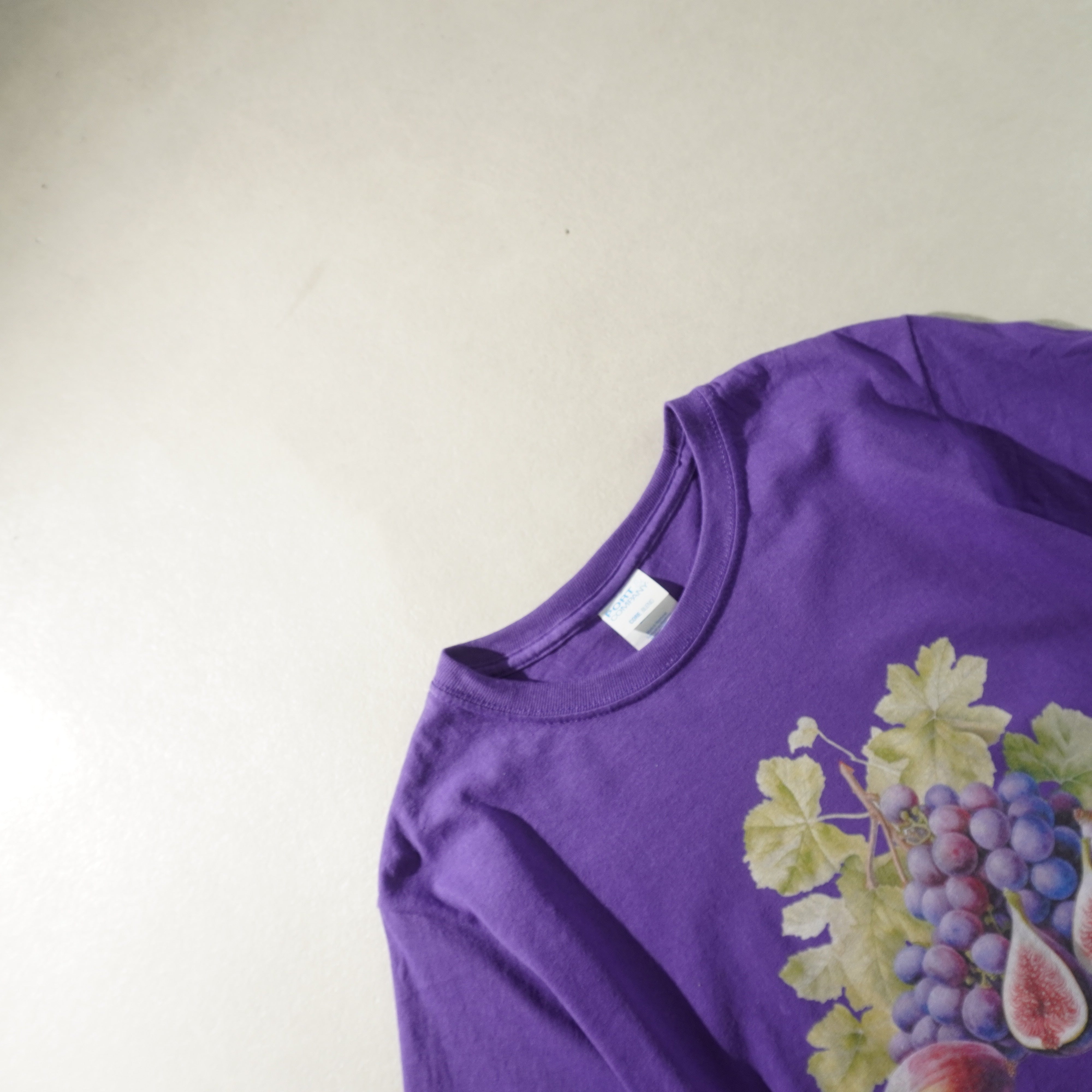 grape & fig tee purple size S