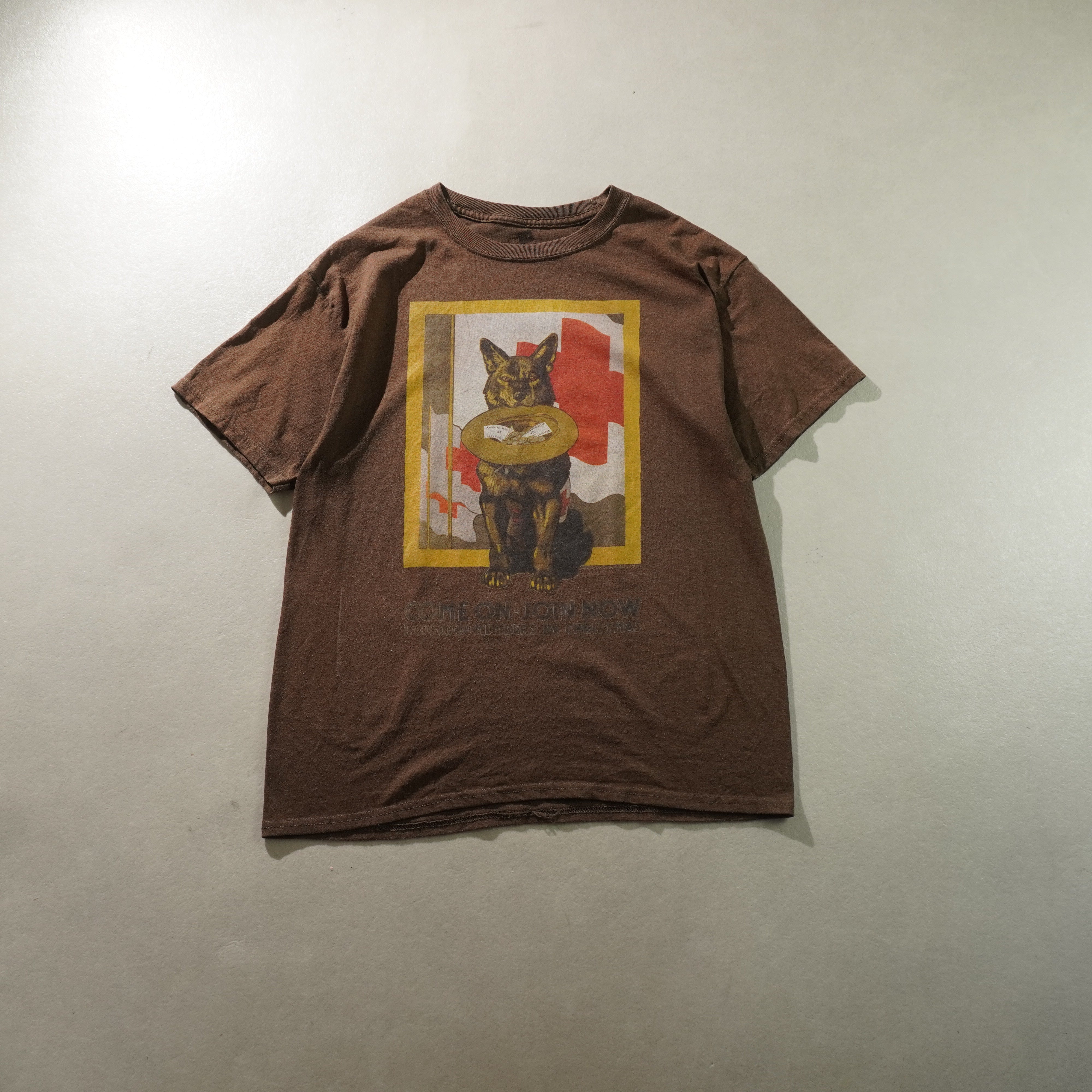 donation tee brown size M