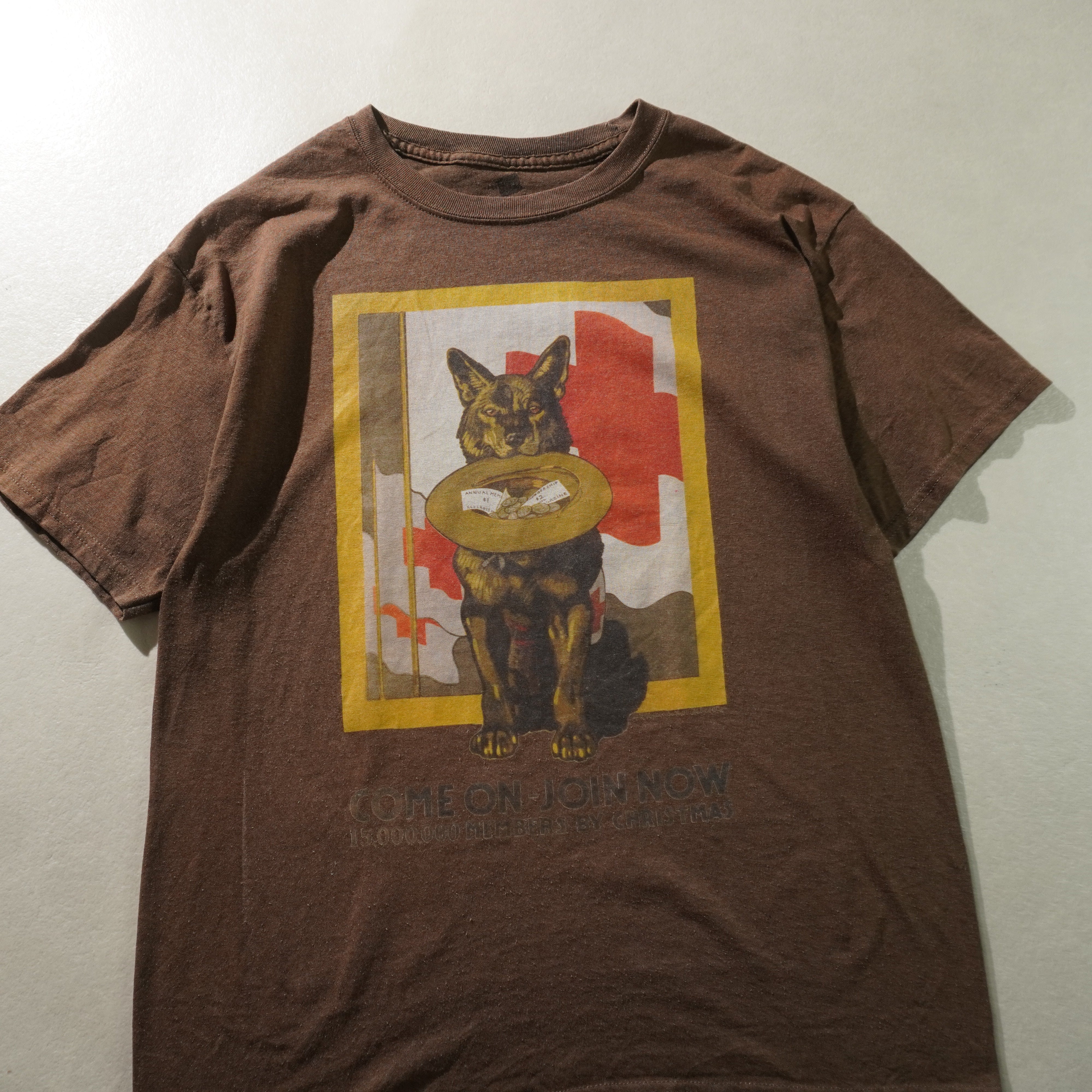 donation tee brown size M