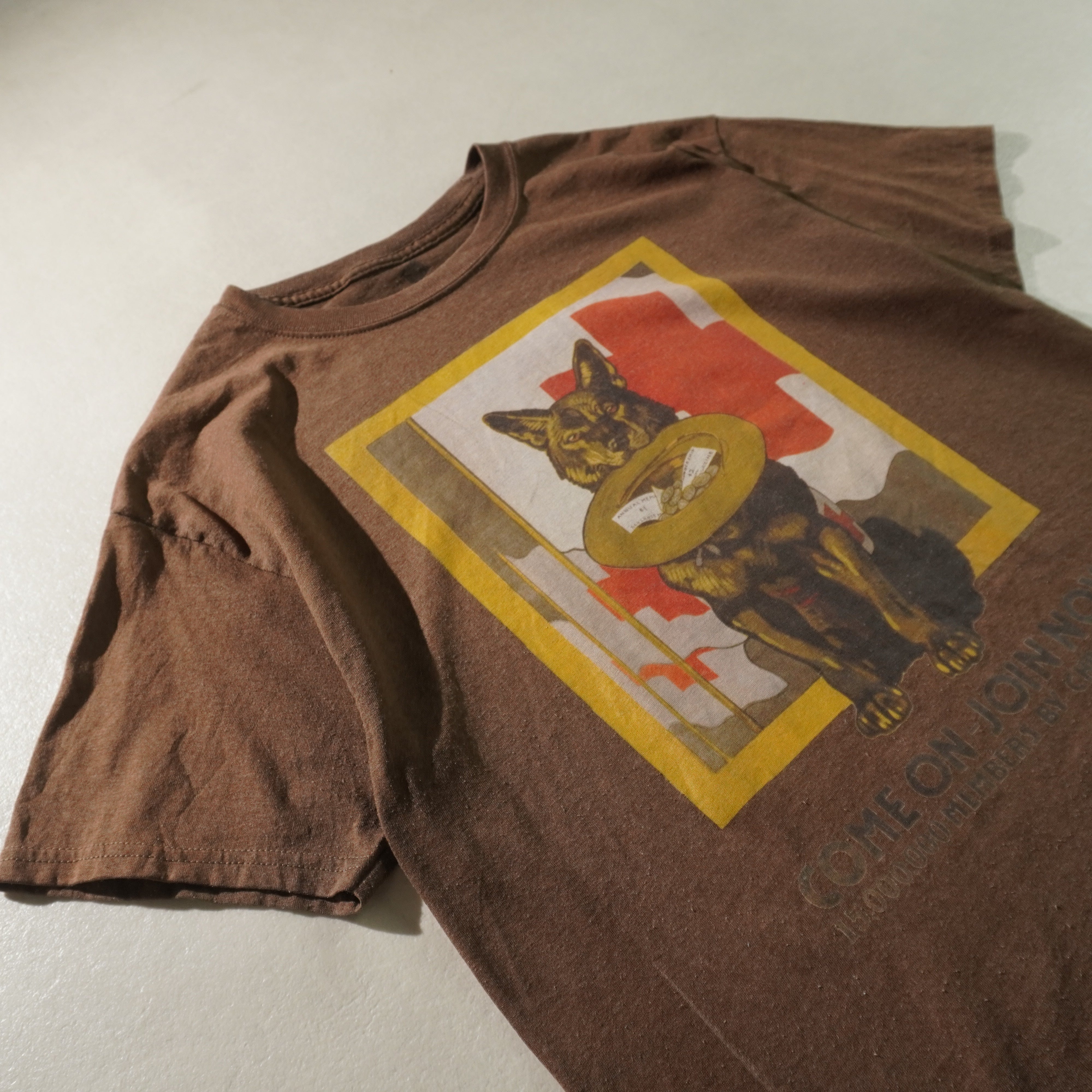 donation tee brown size M