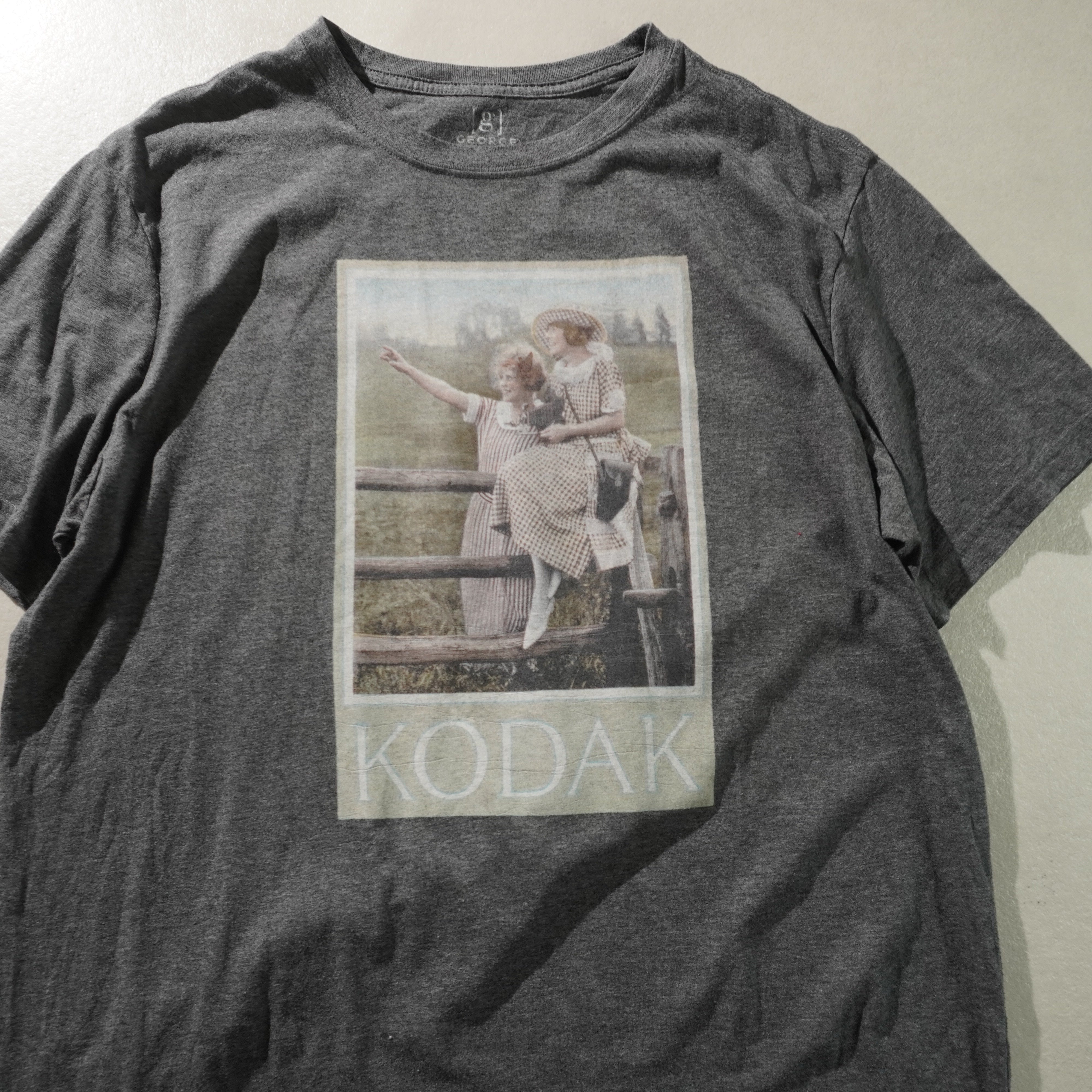 kodak tee light gray size L