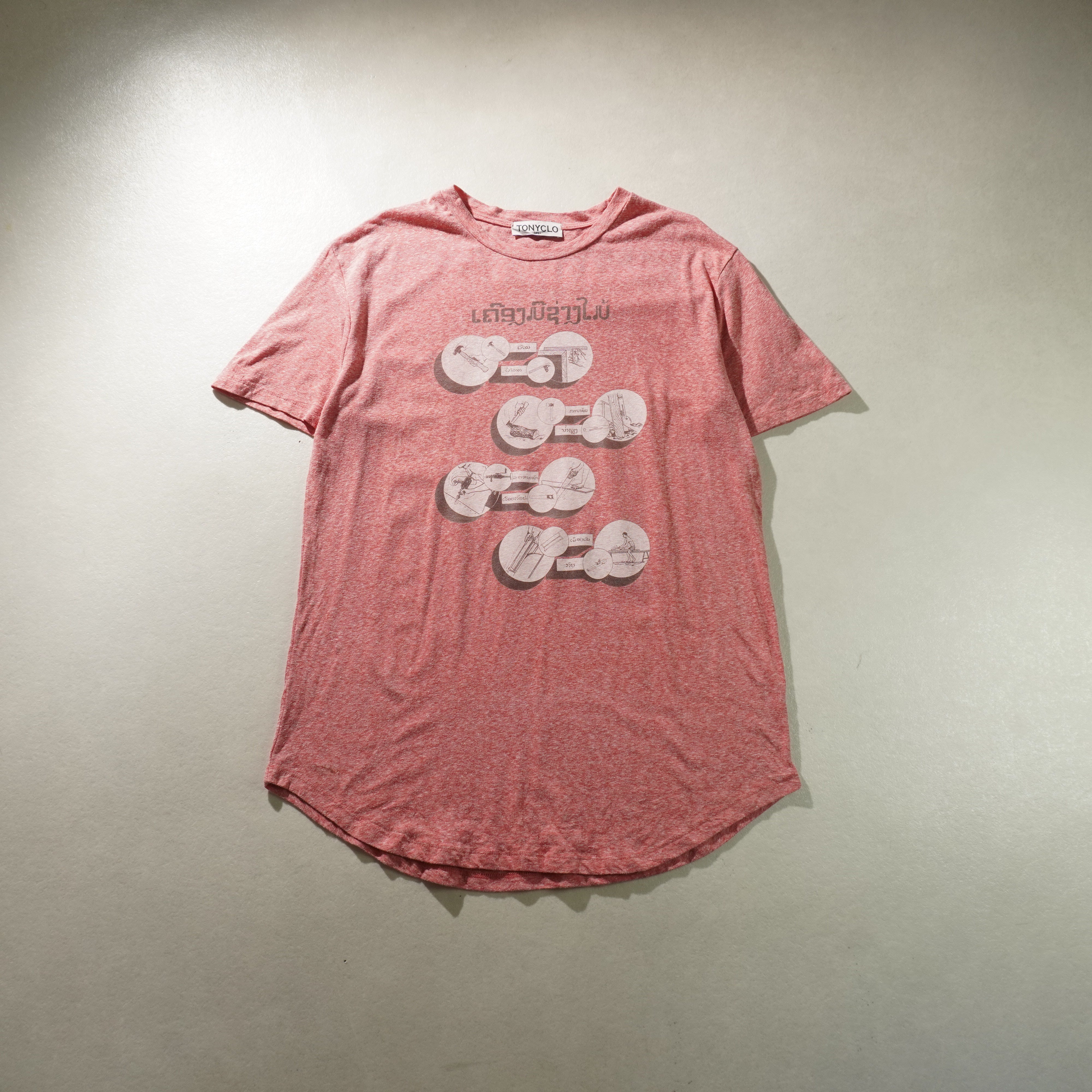 carpenter tee pink size L