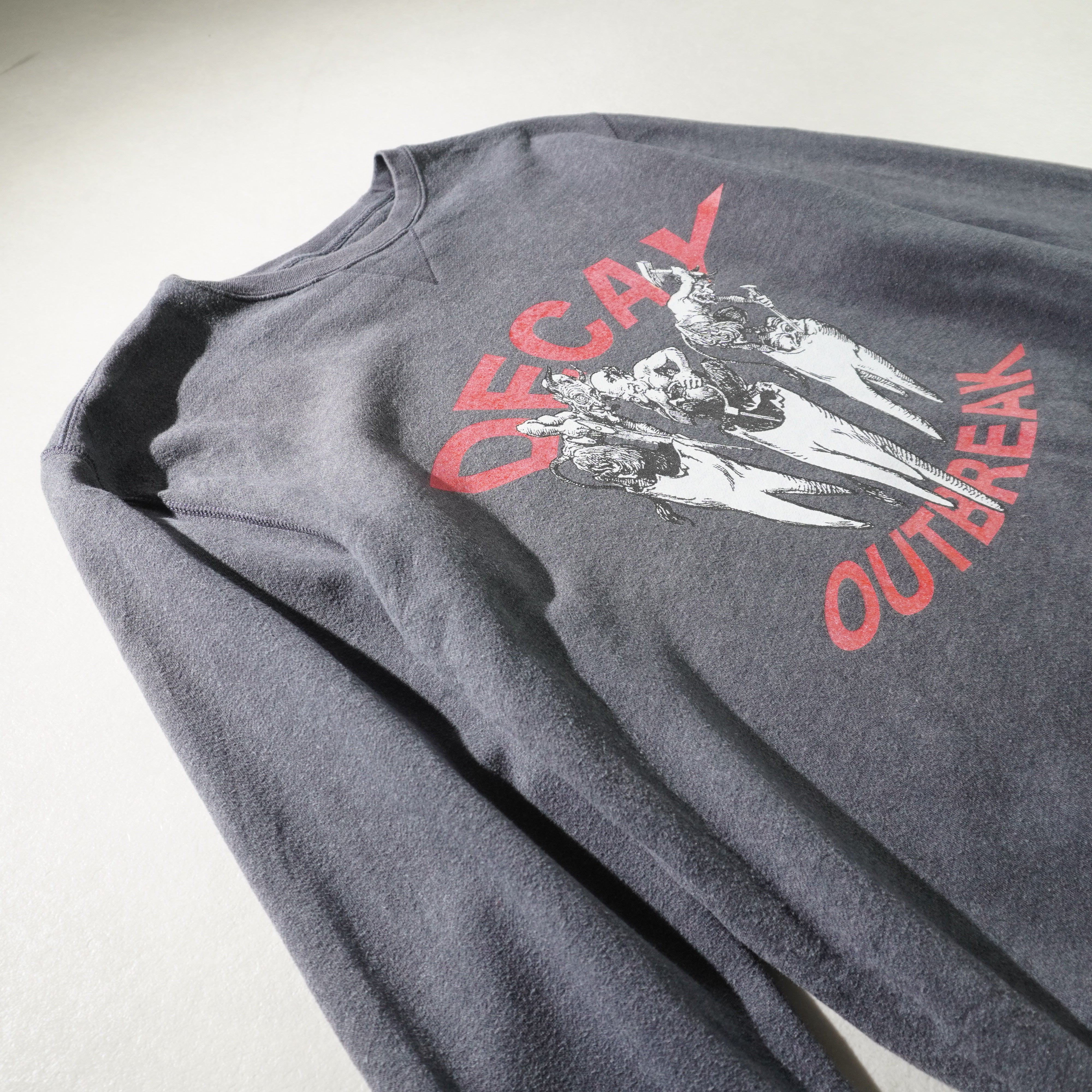 tooth decay sweat gray size M