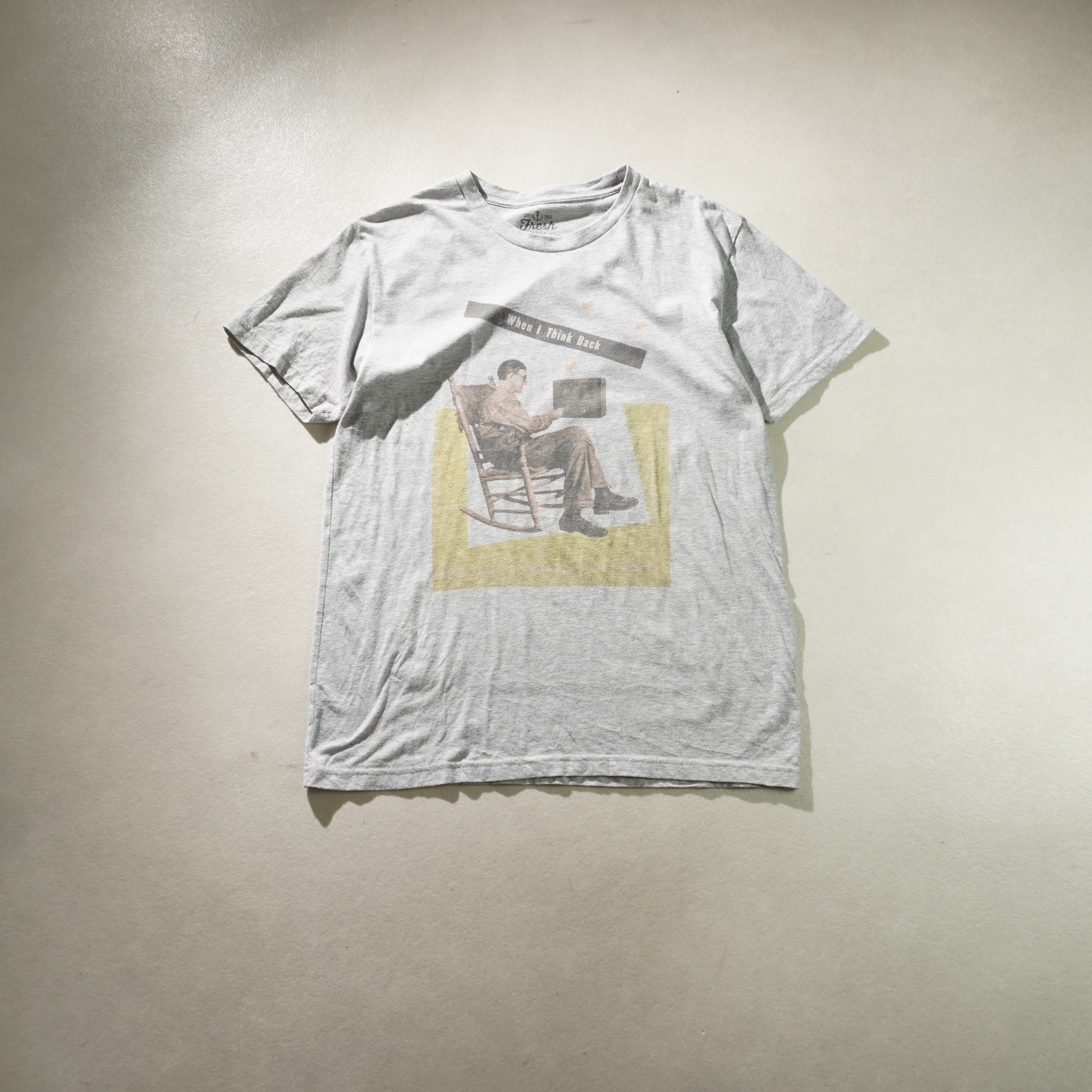 man tee light gray size M