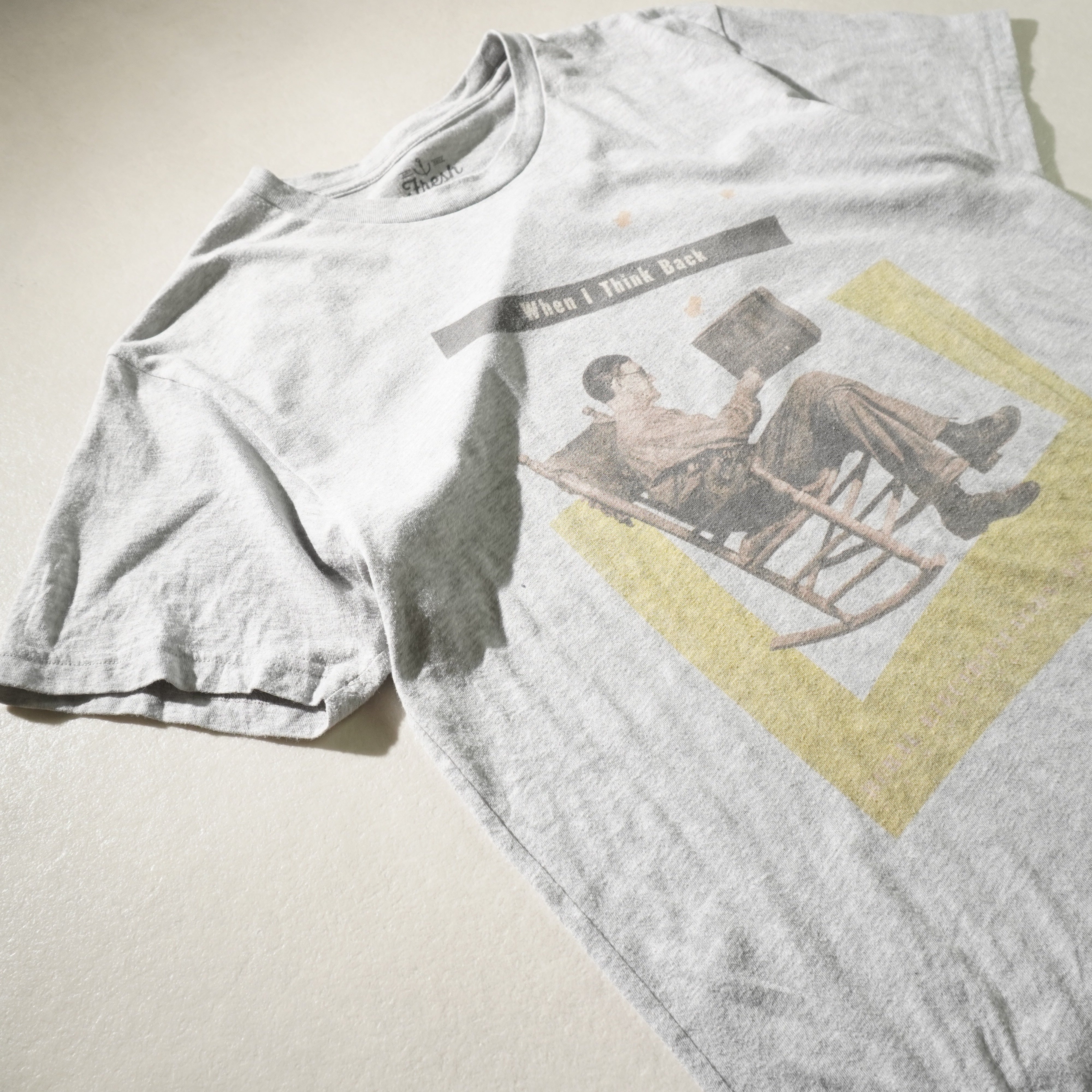 man tee light gray size M