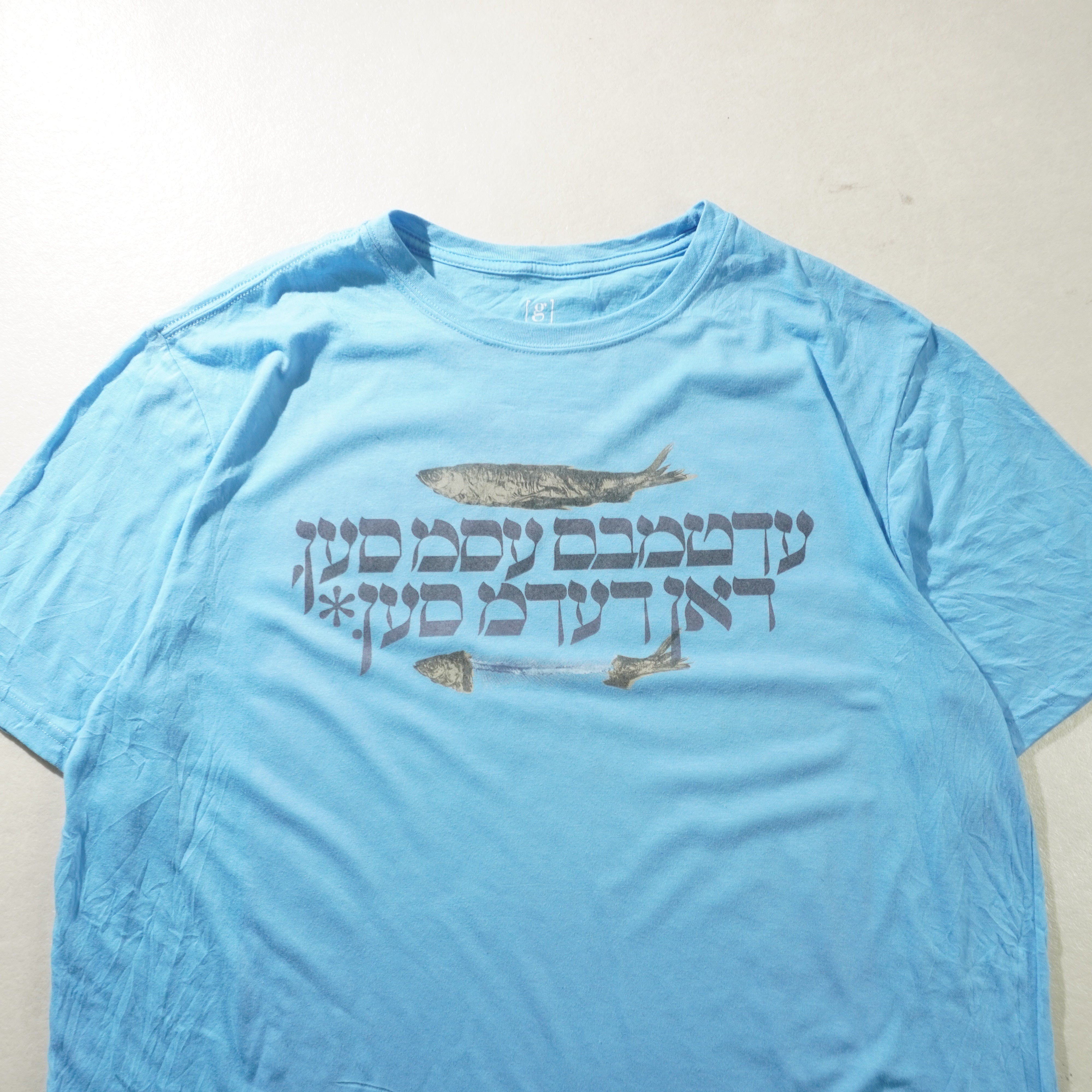 fish tee light blue size XL