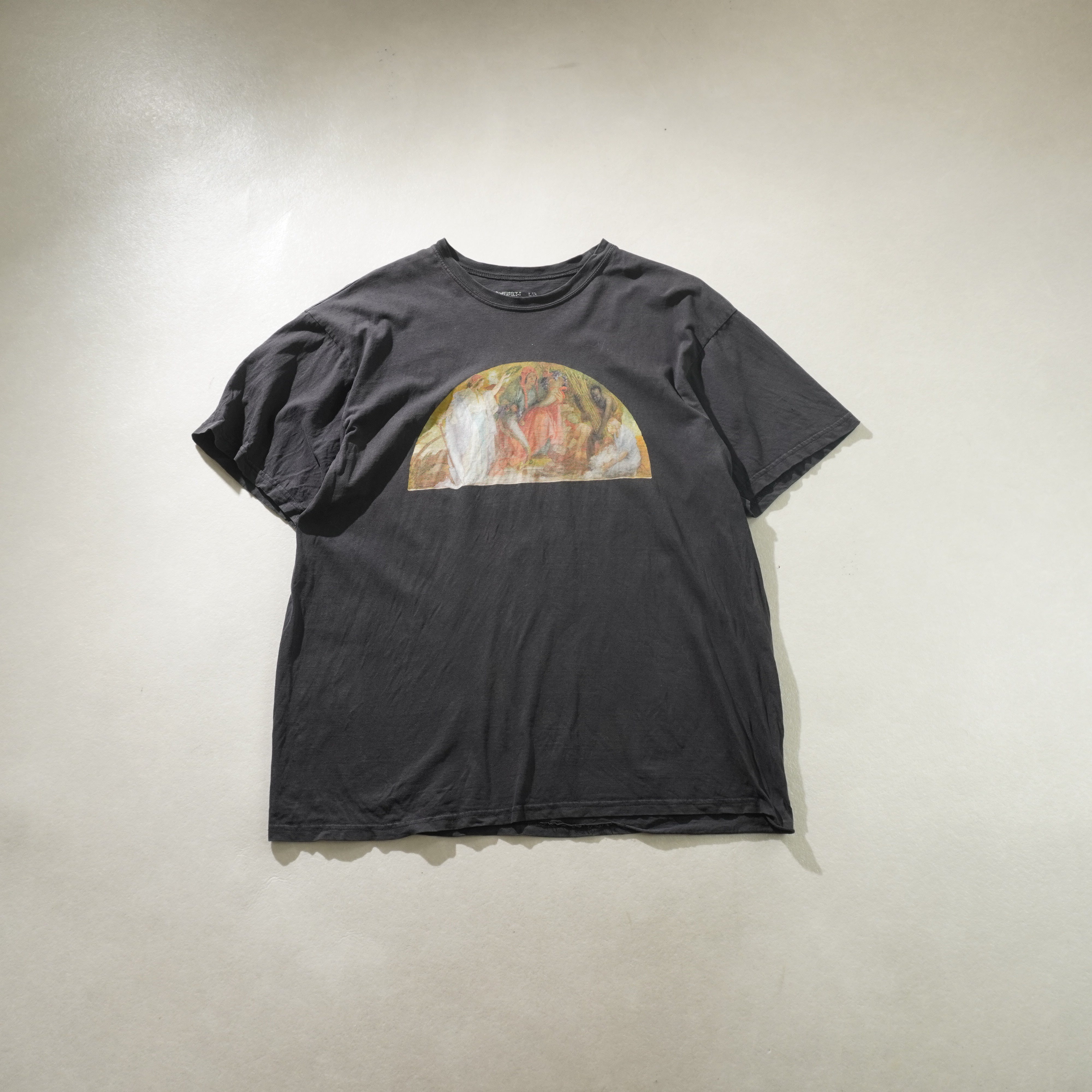 art tee black size L