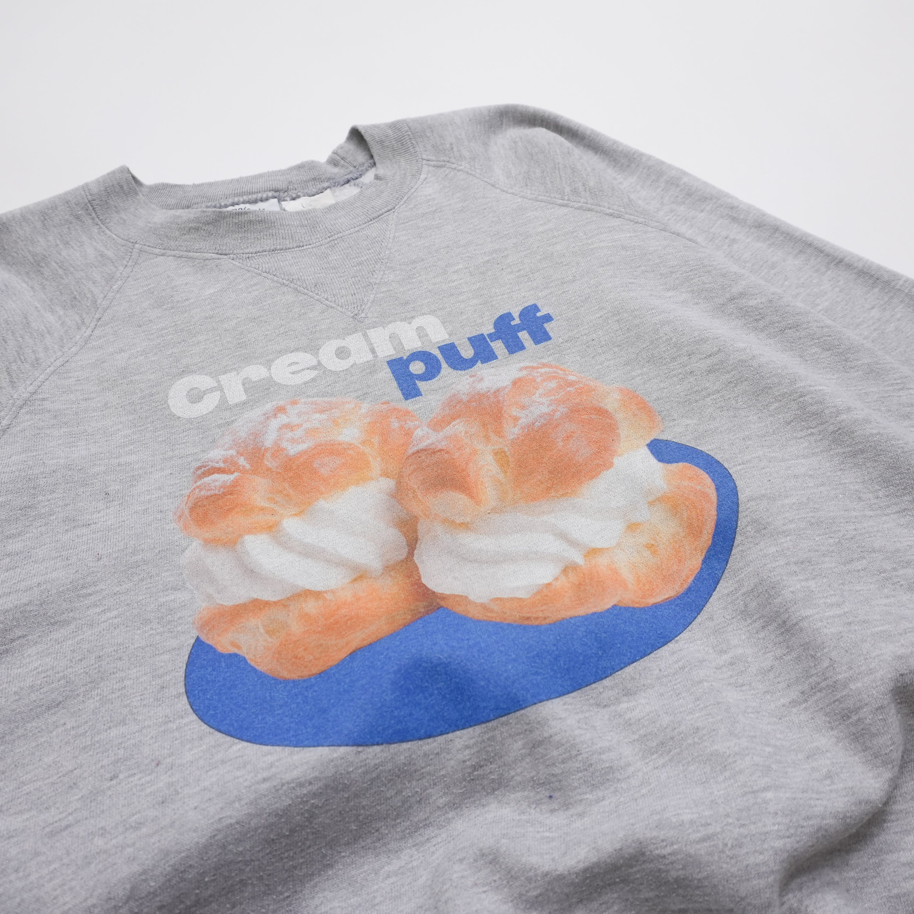 cream puff sweat light gray size M