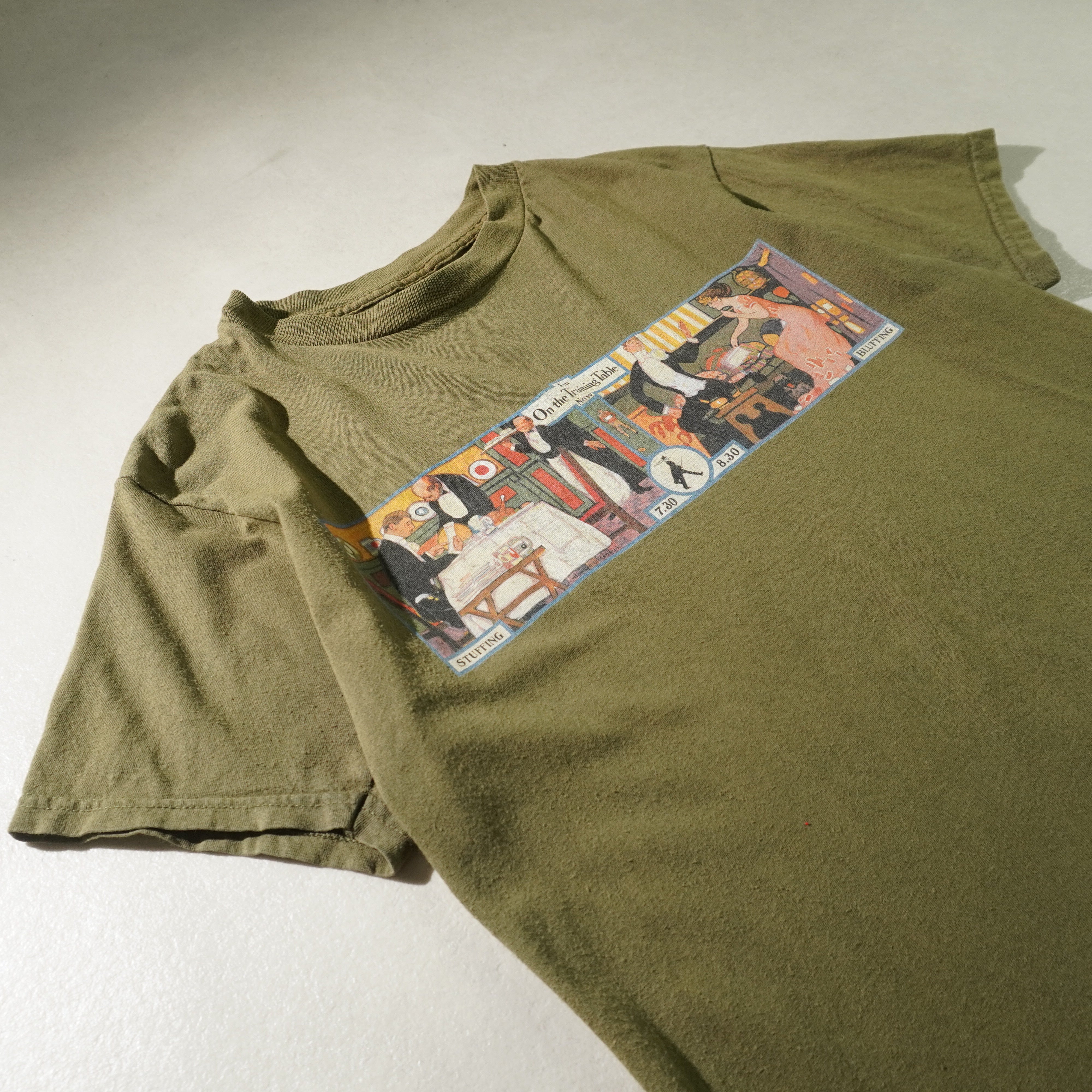 graphic tee khaki size M